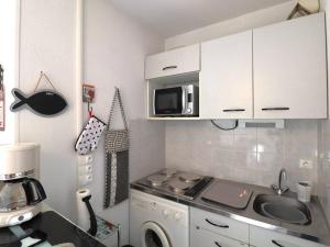 Appartement Le Grau-du-Roi, 2 pièces, 5 personnes - FR-1-307-216
