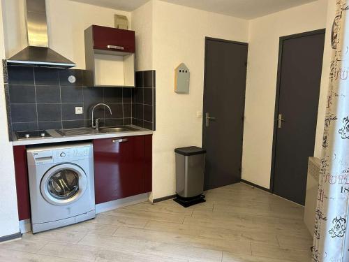 Appartement Le Grau-du-Roi, 2 pièces, 7 personnes - FR-1-250-3