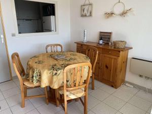 Appartement Le Grau-du-Roi, 3 pièces, 5 personnes - FR-1-250-237