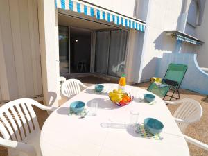 Appartement Le Grau-du-Roi, 3 pièces, 6 personnes - FR-1-307-94