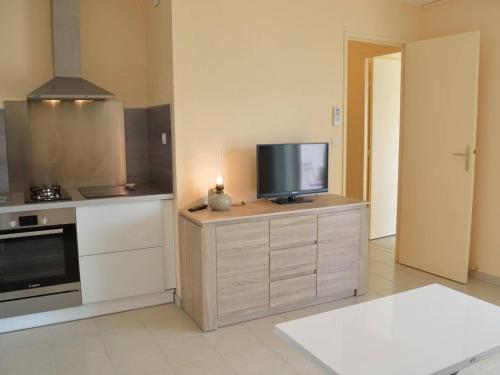 Appartement Le Grau-du-Roi, 3 pièces, 7 personnes - FR-1-250-61