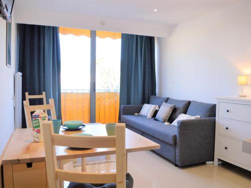 Appartement Le Lavandou, 1 pièce, 2 personnes - FR-1-251-78