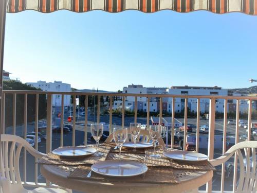 Appartement Le Lavandou, 1 pièce, 4 personnes - FR-1-251-315