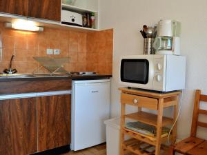 Appartement Le Lavandou, 1 pièce, 4 personnes - FR-1-251-315