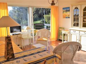 Appartement Le Lavandou, 2 pièces, 4 personnes - FR-1-251-174