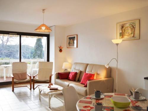 Appartement Le Lavandou, 2 pièces, 4 personnes - FR-1-251-212