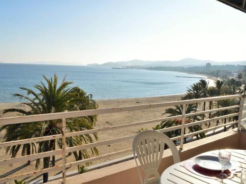 Appartement Le Lavandou, 2 pièces, 4 personnes - FR-1-251-287
