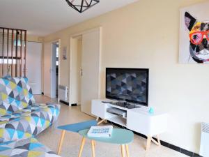 Appartement Le Lavandou, 2 pièces, 4 personnes - FR-1-251-295