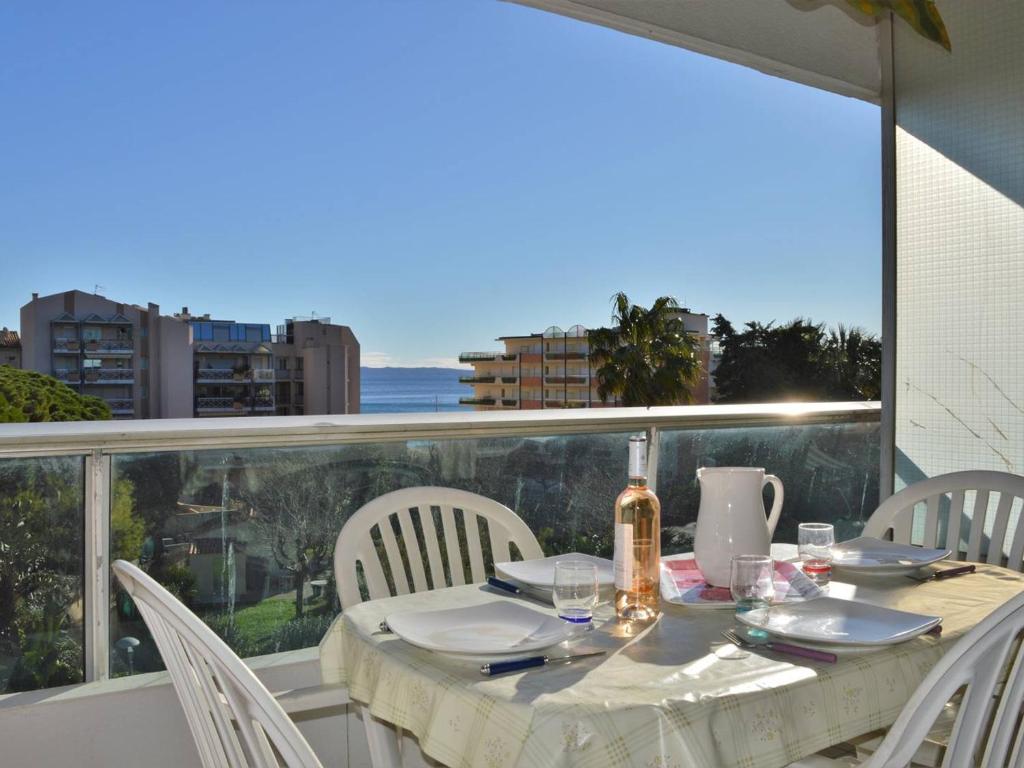 Appartement Appartement Le Lavandou, 2 pièces, 4 personnes - FR-1-251-297 EntrÃ©e C - Appartement NÂ°31 - Avenue Du President Vincent Auriol - 83980 Le Lavandou