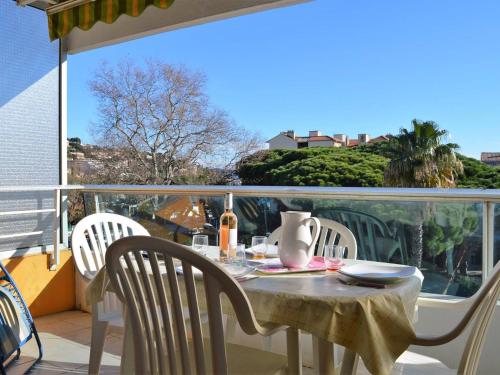 Appartement Le Lavandou, 2 pièces, 4 personnes - FR-1-251-297