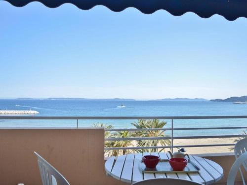 Appartement Le Lavandou, 2 pièces, 4 personnes - FR-1-251-376