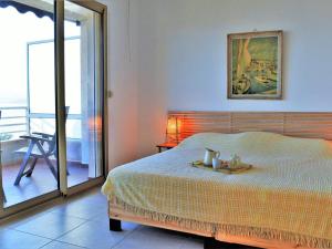 Appartement Le Lavandou, 2 pièces, 4 personnes - FR-1-251-379