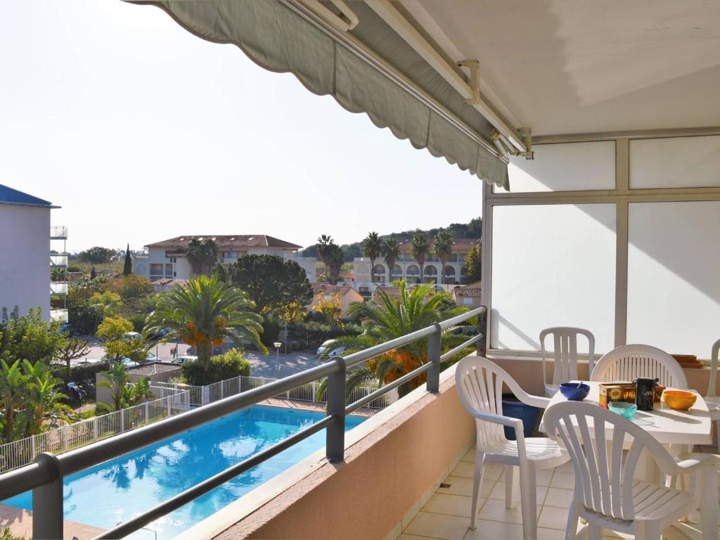 Appartement Appartement Le Lavandou, 2 pièces, 4 personnes - FR-1-251-399 1 RUE DU BATAILLER Entrée B1 - Appartement N°57 - 3ème étage 83980 Le Lavandou