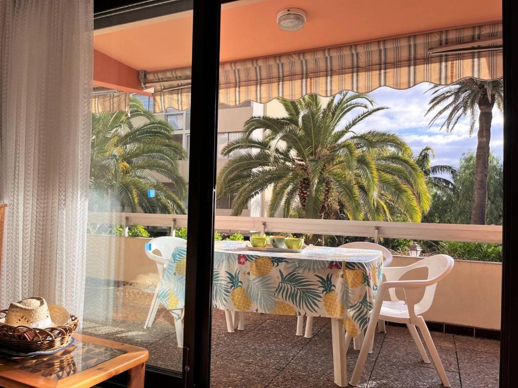 Appartement Appartement Le Lavandou, 2 pièces, 4 personnes - FR-1-251-444 60 RUE DES PIERRES PRECIEUSES Le diamant - Bat A - Appartement n°111 83980 Le Lavandou