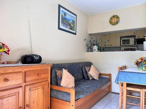 Appartement Le Lavandou, 2 pièces, 4 personnes - FR-1-251-444