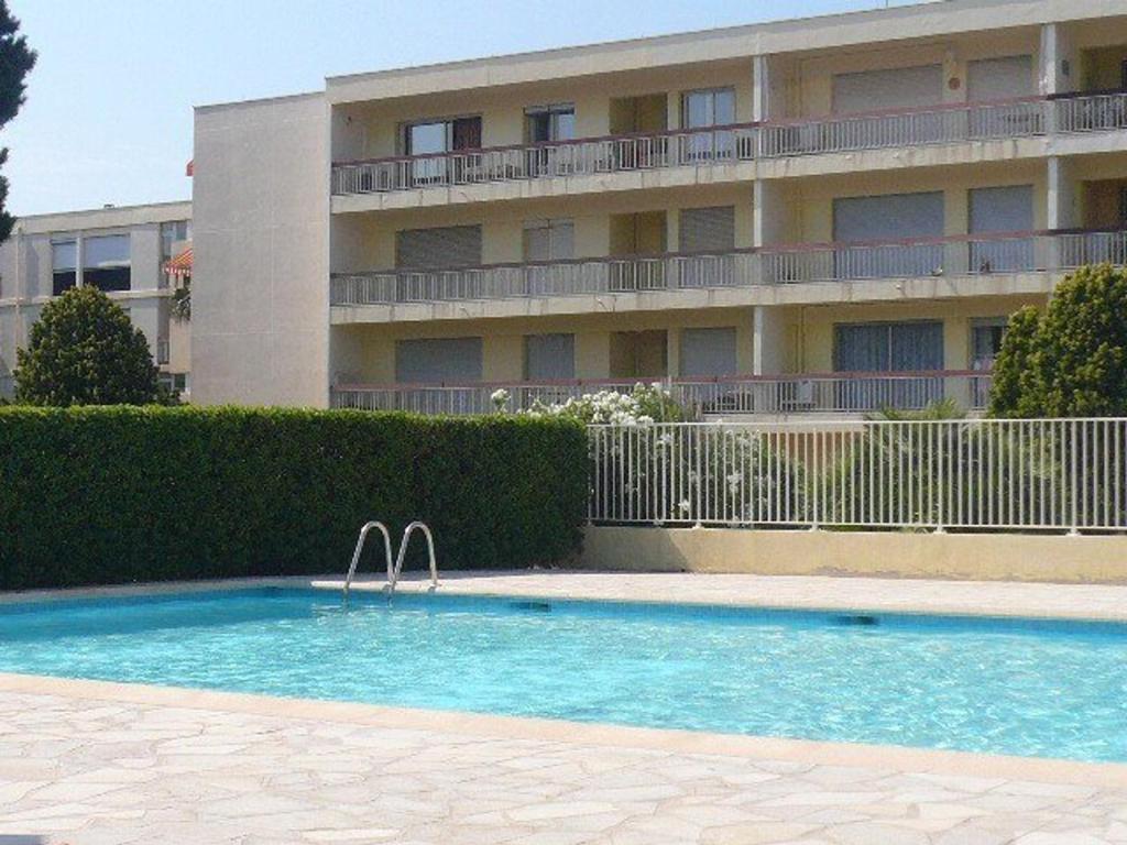 Appartement Appartement Le Lavandou, 2 pièces, 4 personnes - FR-1-251-457 AVENUE VINCENT AURIOL LES CYCLADES TINOS-Entrée 23 - N° 312 - 37ème étag 83980 Le Lavandou