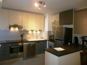 Appartement Le Lavandou, 2 pièces, 4 personnes - FR-1-251-483