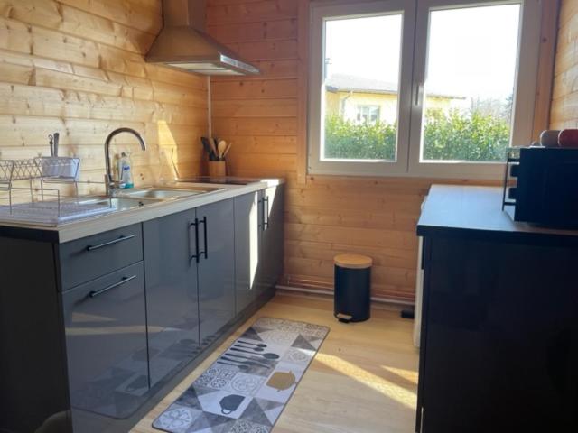 Appartement Le Lavandou, 2 pièces, 4 personnes - FR-1-251-93