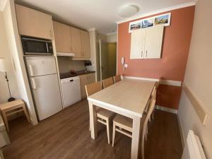 Appartement Appartement Le Lavandou, 2 pièces, 4 personnes - FR-1-308-164 1970 Av du cap negre Apt N°4114 LA VERONESE - 1er étage 83980 Le Lavandou Provence-Alpes-Côte d\'Azur