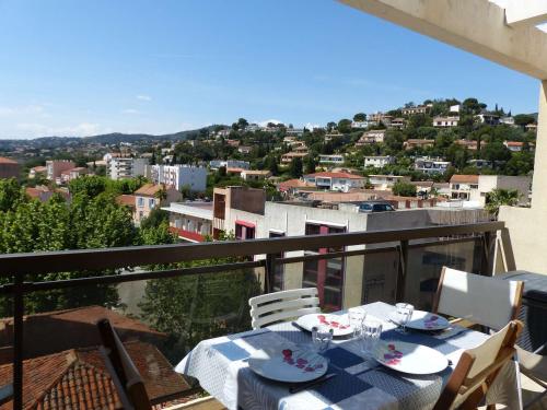 Appartement Le Lavandou, 2 pièces, 4 personnes - FR-1-308-79