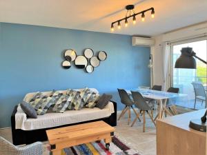 Appartement Le Lavandou, 2 pièces, 5 personnes - FR-1-251-429