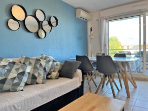 Appartement Le Lavandou, 2 pièces, 5 personnes - FR-1-251-429
