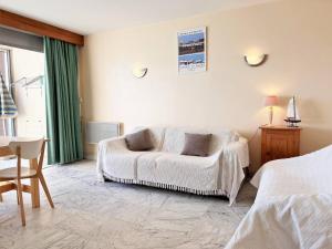 Appartement Le Lavandou, 2 pièces, 5 personnes - FR-1-251-443