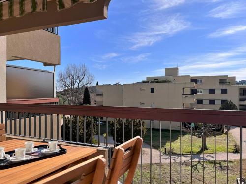 Appartement Le Lavandou, 3 pièces, 4 personnes - FR-1-251-465