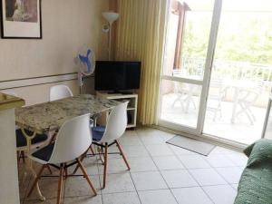 Appartement Le Lavandou, 3 pièces, 4 personnes - FR-1-251-469