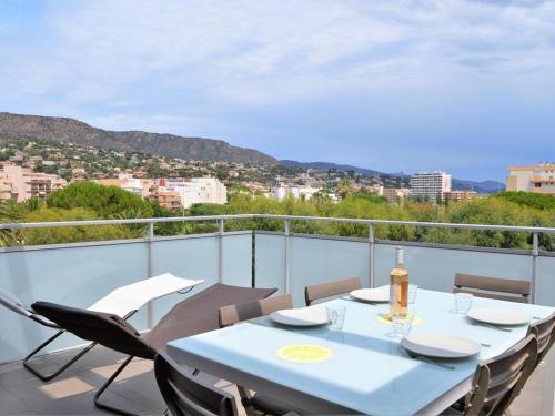 Appartement Le Lavandou, 3 pièces, 6 personnes - FR-1-251-331