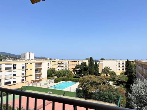 Appartement Le Lavandou, 3 pièces, 6 personnes - FR-1-251-355