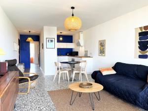 Appartement Le Lavandou, 3 pièces, 6 personnes - FR-1-251-355