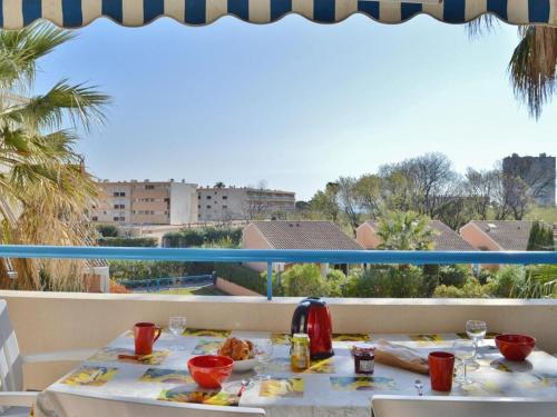 Appartement Le Lavandou, 3 pièces, 6 personnes - FR-1-251-65