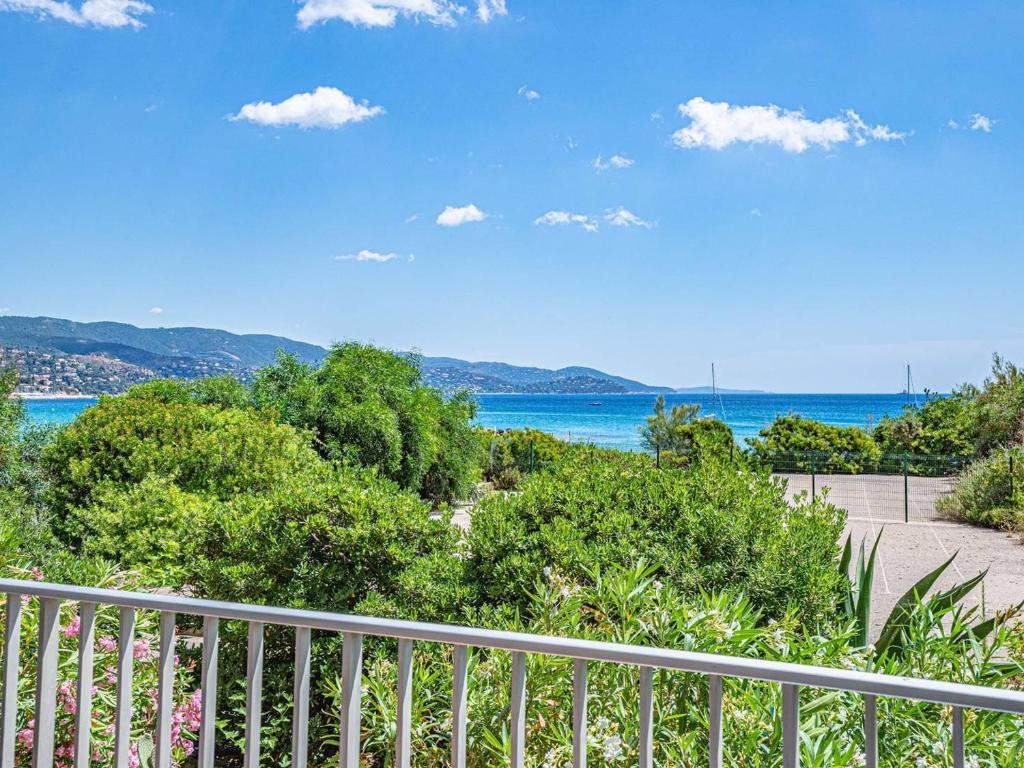 Appartement Appartement Le Lavandou, 3 pièces, 6 personnes - FR-1-610-69 21 Avenue du Président Auriol Aprt 31 Porte B 83980 Le Lavandou