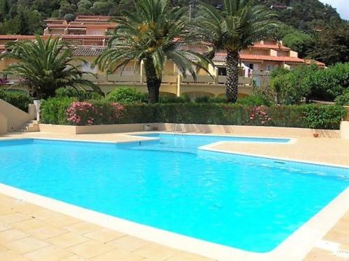 Appartement Le Lavandou, 3 pièces, 8 personnes - FR-1-251-81