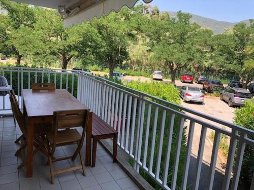 Appartement Le Lavandou, 4 pièces, 6 personnes - FR-1-308-172