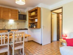 Appartement Le Monêtier-les-Bains, 1 pièce, 4 personnes - FR-1-330F-52