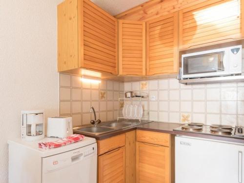 Appartement Le Monêtier-les-Bains, 2 pièces, 5 personnes - FR-1-330F-50