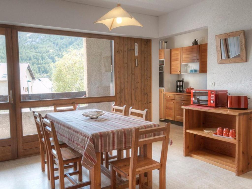 Appartement Appartement Le Monêtier-les-Bains, 2 pièces, 6 personnes - FR-1-330F-32 Bat. A - Route Des Condamines - 05220 Le Monêtier-les-Bains