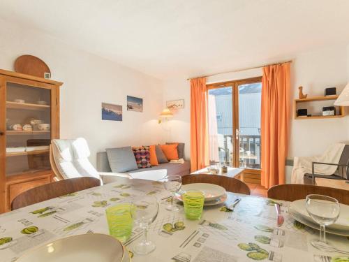 Appartement Le Monêtier-les-Bains, 3 pièces, 6 personnes - FR-1-330F-138