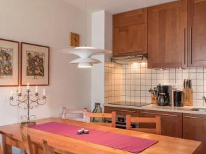 Appartement Appartement Le Monêtier-les-Bains, 5 pièces, 8 personnes - FR-1-330F-12 Rue De La Vie De Clare -  - 05220 Le Monêtier-les-Bains Provence-Alpes-Côte d\'Azur