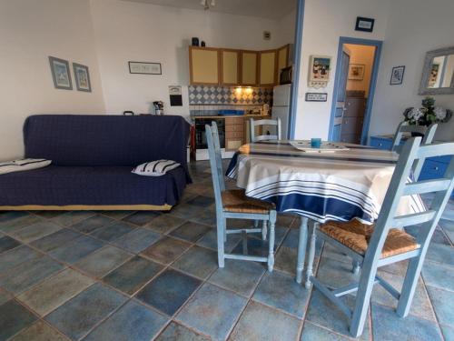 Appartement Le Palais, 2 pièces, 4 personnes - FR-1-418-102