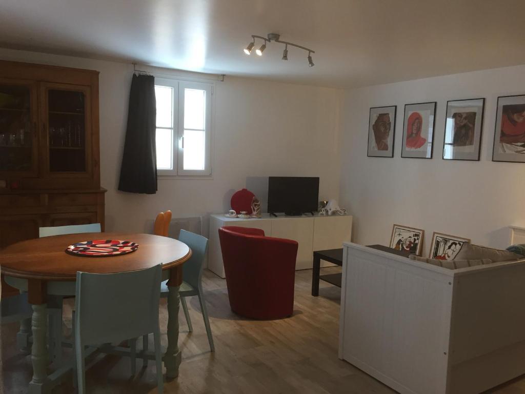Appartement Le Palais, 2 pièces, 4 personnes - FR-1-418-219 10 rue Léon Journault, 56360 Le Palais