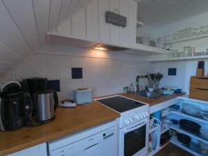 Appartement Appartement Le Palais, 4 pièces, 6 personnes - FR-1-418-58 11, Quai Jacques Le Blanc -  - 56360 Le Palais Bretagne