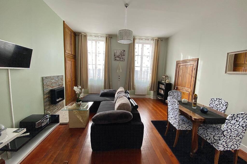 Appartement : Le petit paradis de la Loire 4 Quai Maréchal Foch, 58400 La Charité-sur-Loire