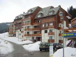 Appartement Le Pleynet, 1 pièce, 3 personnes - FR-1-557A-34