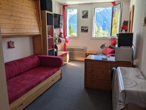 Appartement Le Pleynet, 1 pièce, 3 personnes - FR-1-557A-46