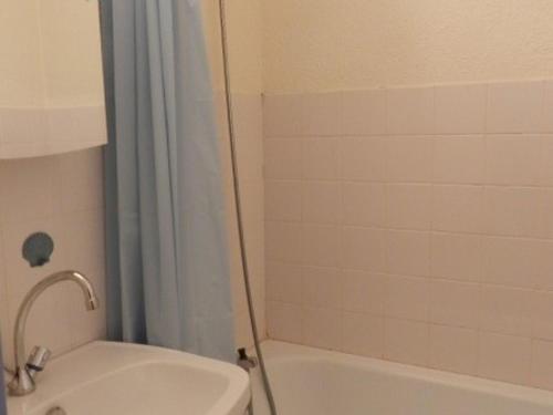 Appartement Le Pleynet, 1 pièce, 4 personnes - FR-1-557A-16