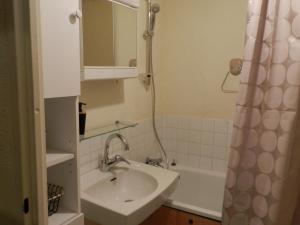 Appartement Le Pleynet, 1 pièce, 4 personnes - FR-1-557A-48