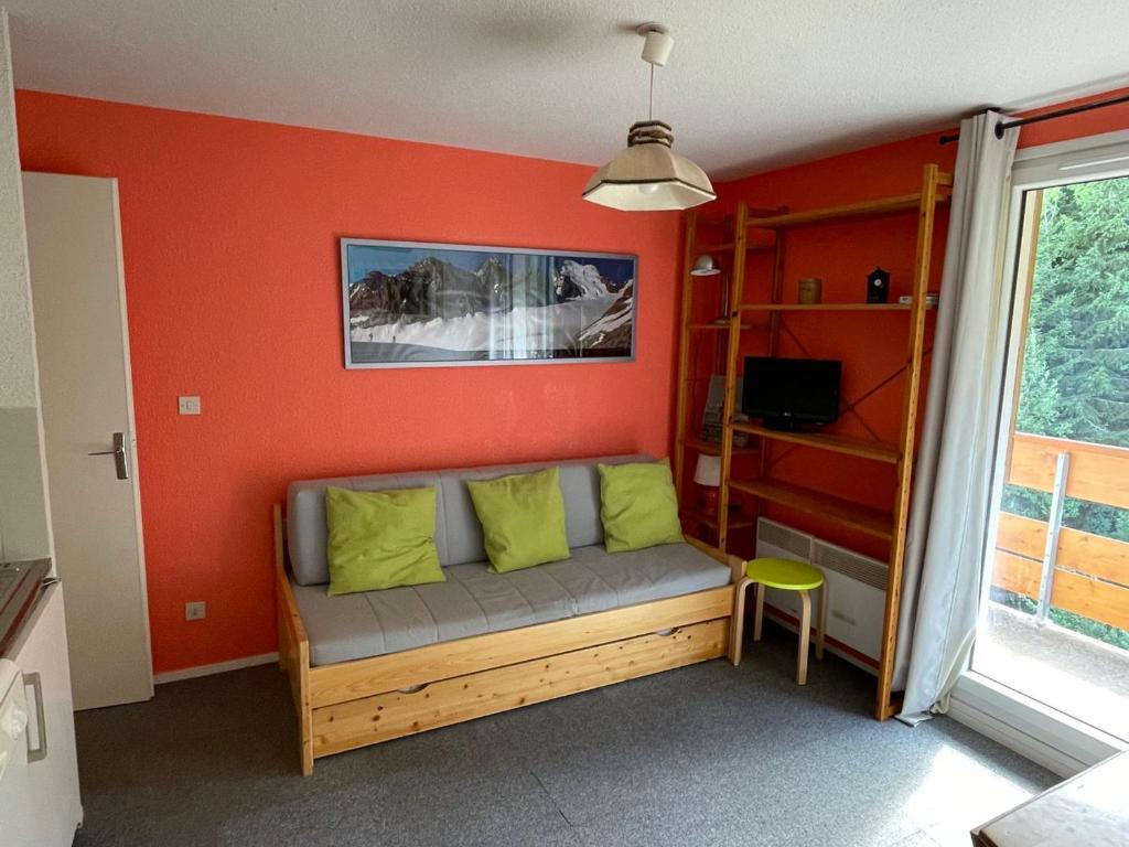 Appartement Le Pleynet, 2 pièces, 6 personnes - FR-1-557A-49 les névés 1, 38580 La Ferrière